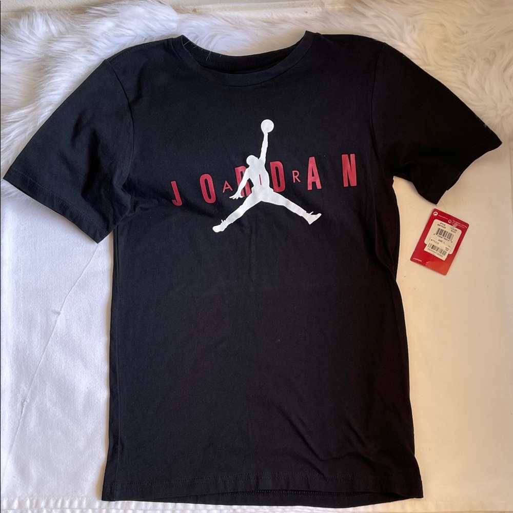 🎀 Jordan t- shirt 🎀
